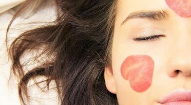 recepty na masky na omladenie pokožky okolo očí